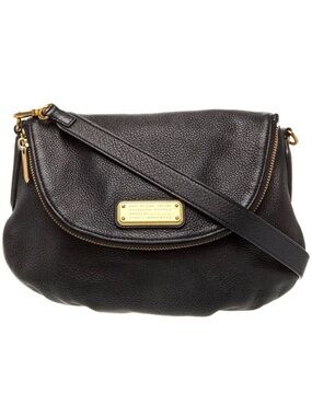 Marc Jacobs Ny Q Natasha Black Pebbled Leather Crossbody bag gold hardware